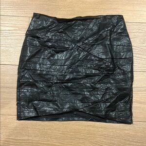 Zara Black Ruched Pencil Mini Skirt